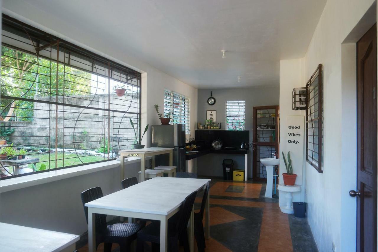 Hotel Ese House à Dumaguete City Extérieur photo
